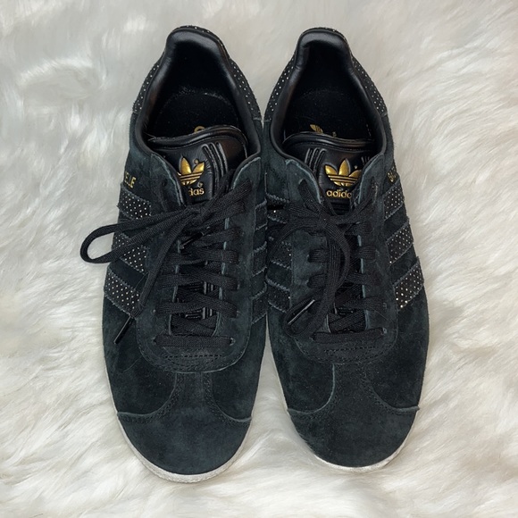 Adidas size 8 Black/Gold sneakers - Picture 3 of 6